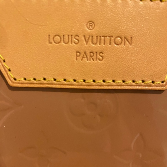 Louis Vuitton purse - Picture 5 of 6